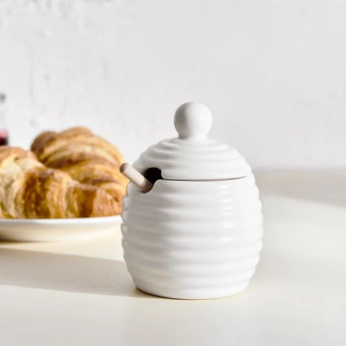 Банка для меду Homla FINCAN 9х12 см | Білий / Дерево - 4 Банка для меду Homla FINCAN 9х12 см | Білий / Дерево 163848 фото - 4