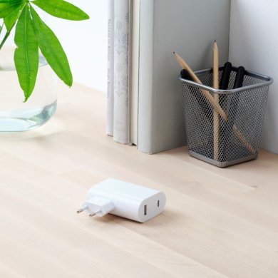 IKEA Зарядное устройство USB ASKSTORM (ИКЕА ОСКСТОРМ) 50458317 фото - 2