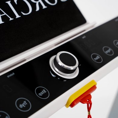 Бігова доріжка Corciano NOJA 16 км/г 130 кг 5901157676269 фото - 8