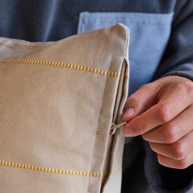 IKEA Декоративна наволочка OMMJANGE 50х50 см Різнокольоровий (ИКЕА ОММЯНГЕ) 10593888 фото - 3