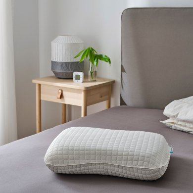 IKEA Ергономічна подушка KLUBBSPORRE 44х56 см Білий (ИКЕА КЛУББСПОРРЕ) 00446096 фото - 24