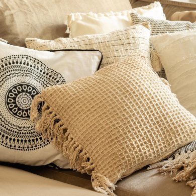 Декоративна наволочка Homla VAFFEL 45х45 см Кремовий - 5 Декоративна наволочка Homla VAFFEL 45х45 см Кремовий 164187 фото - 5