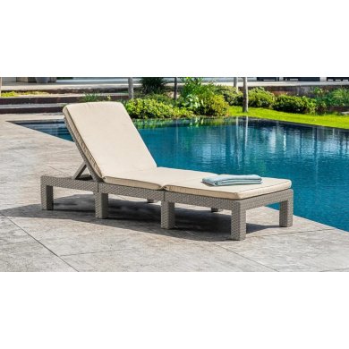 Складной шезлонг Keter DAYTONA DELUXE Капучино 252225 фото - 4