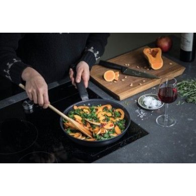 Сотейник з кришкою Fiskars Hard Face | Чорний/26 см 1052231 фото - 8